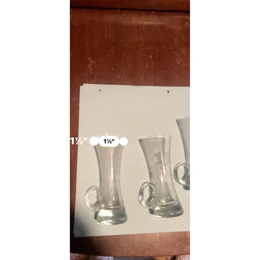 Set of 4 Vtg Mundgeblasen Kristallglas Etched Cordial Shot Glasses w/ Handles 4.